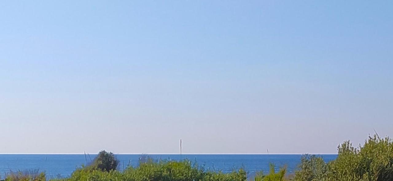 Bed and Breakfast Casa Giada Sul Mare à Torrenova  Extérieur photo